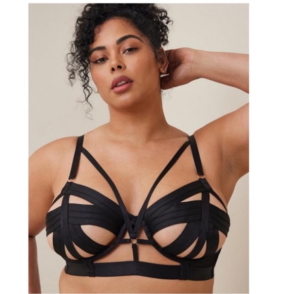 torrid Other - NWT Torrid Cut Out Strappy Longline Bra